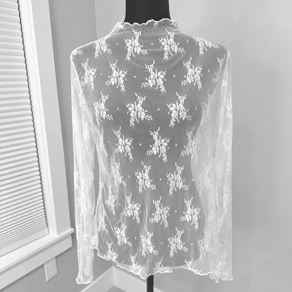 NWOT white lace see through floral long sleeve layering top size 2XL - Picture 2 of 6